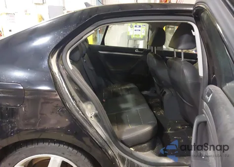 2009 Volkswagen Jetta Sel from USA, damaged, VIN 3VWRM71K89M063441